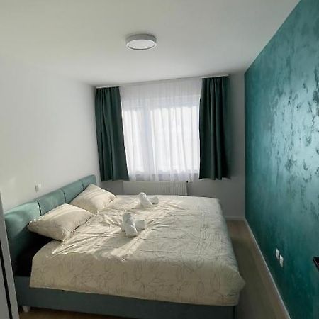 شقة Apartman Lux Zepce المظهر الخارجي الصورة